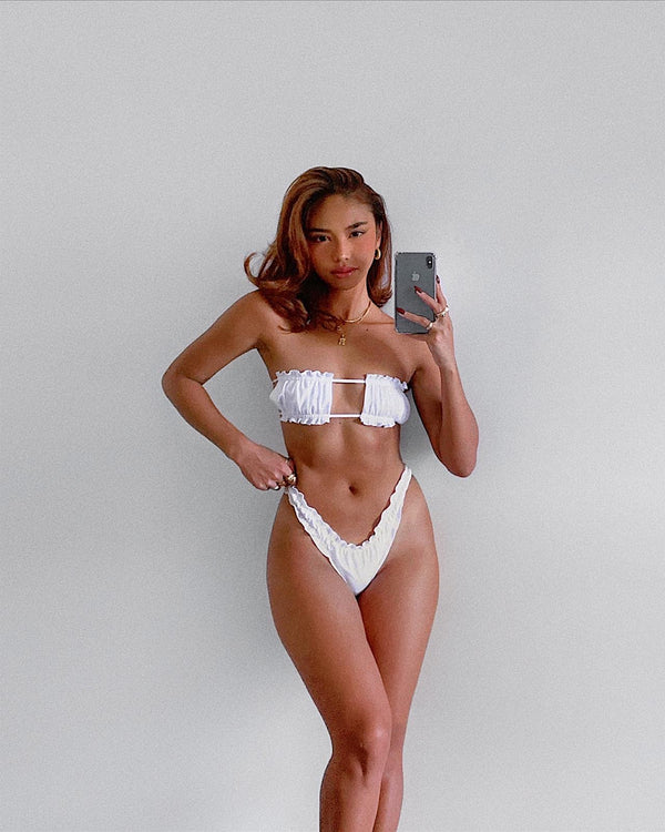 Rachel Tee Tyler beauty YouTuber wearing Sommer Swim white bikini 